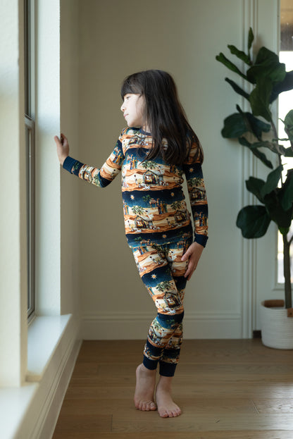 Away In A Manger Long Sleeve Lounge