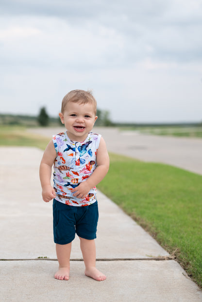 Waves and Wonders Tank