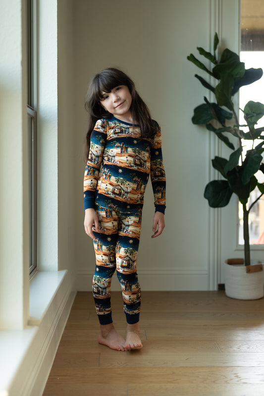 Away In A Manger Long Sleeve Lounge